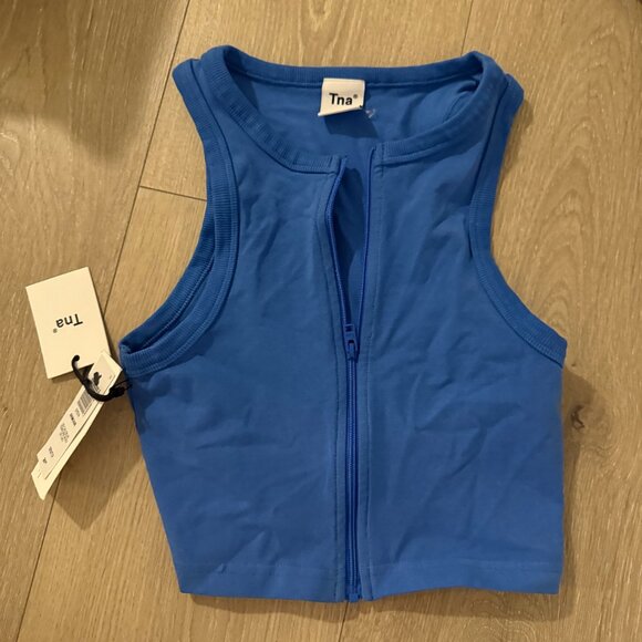 Aritzia ( TNA ) Cropped zipper tank - Picture 1 of 1
